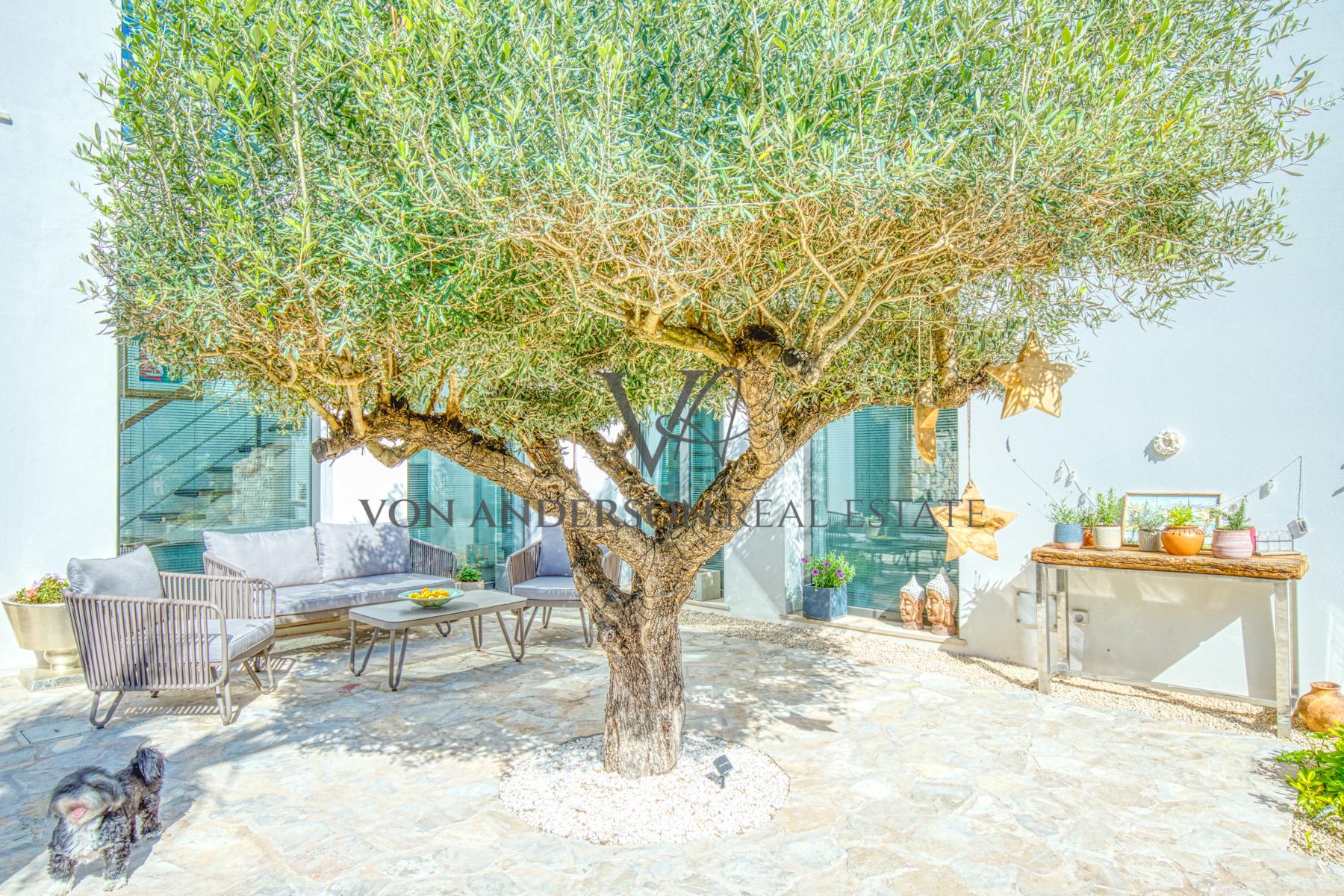 4 Bedroom Quality Villa Offering Development Potential in Es Capdellà,ref. VA1019, for sale in Mallorca by Von Anderson Real Estate