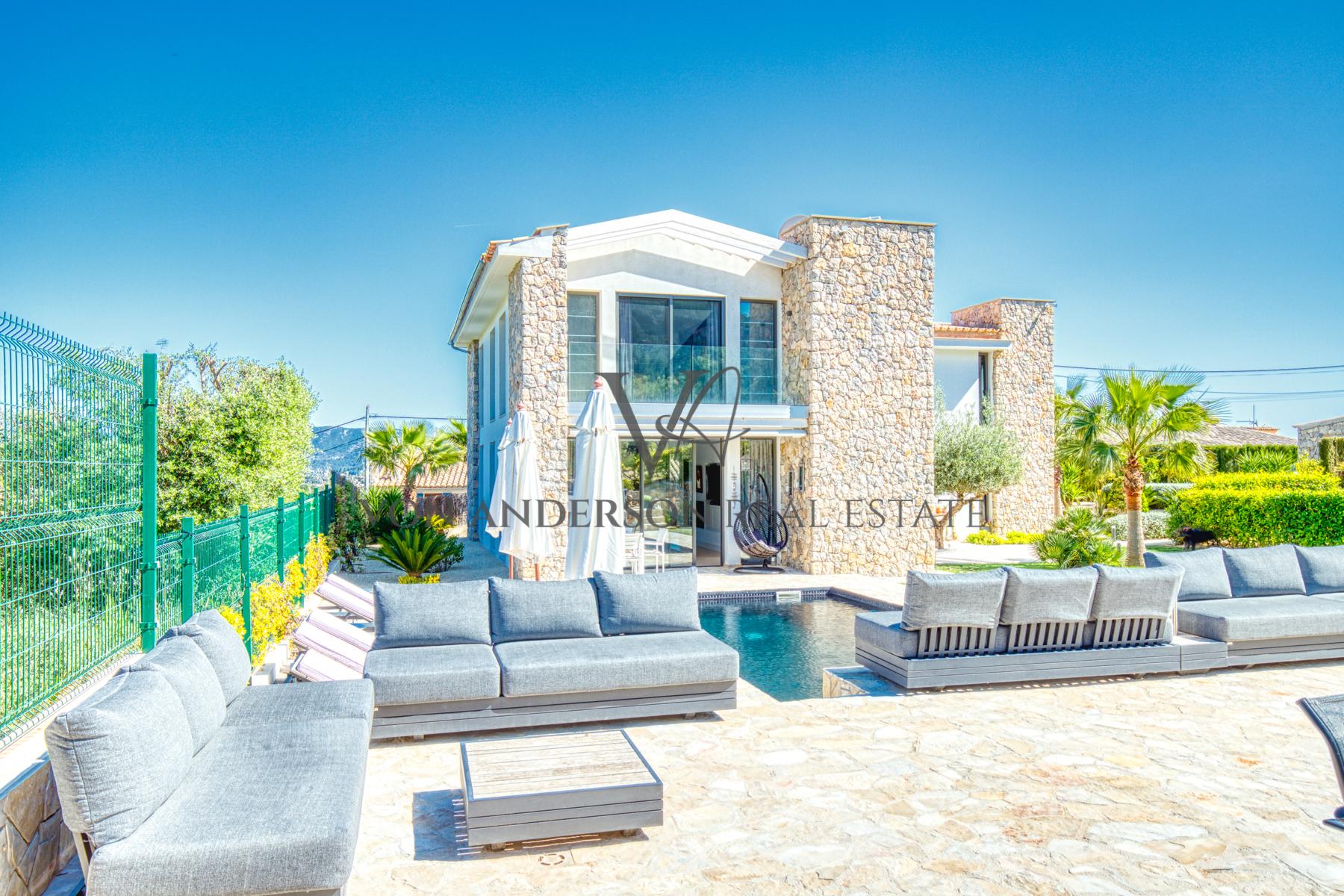 4 Bedroom Quality Villa Offering Development Potential in Es Capdellà,ref. VA1019, for sale in Mallorca by Von Anderson Real Estate