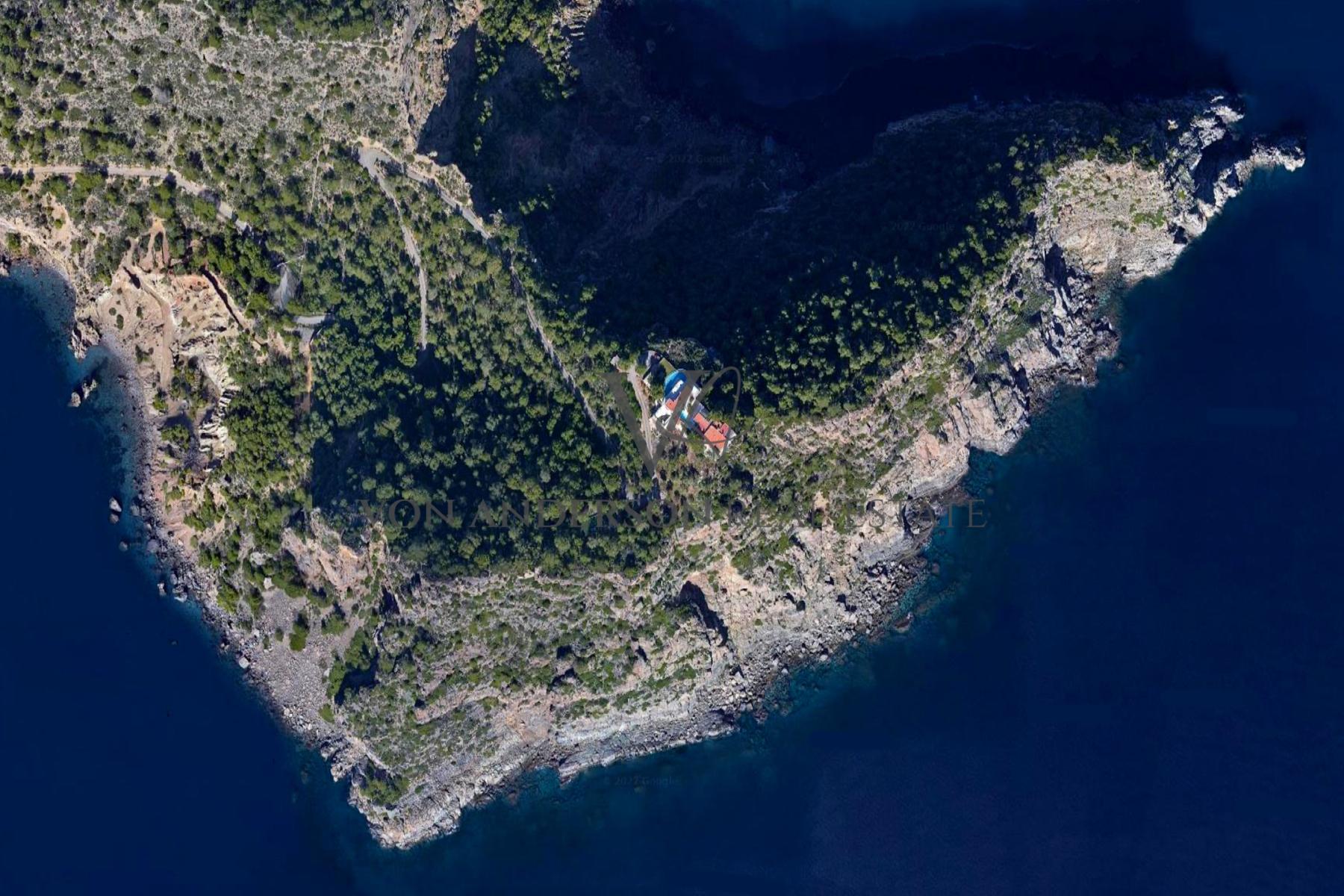 Impressive Hilltop Estate with Tourist License, 360º Panoramic Views and Private Road Access, ref. VA1054, for sale in Ibiza by Von Anderson Real Estate