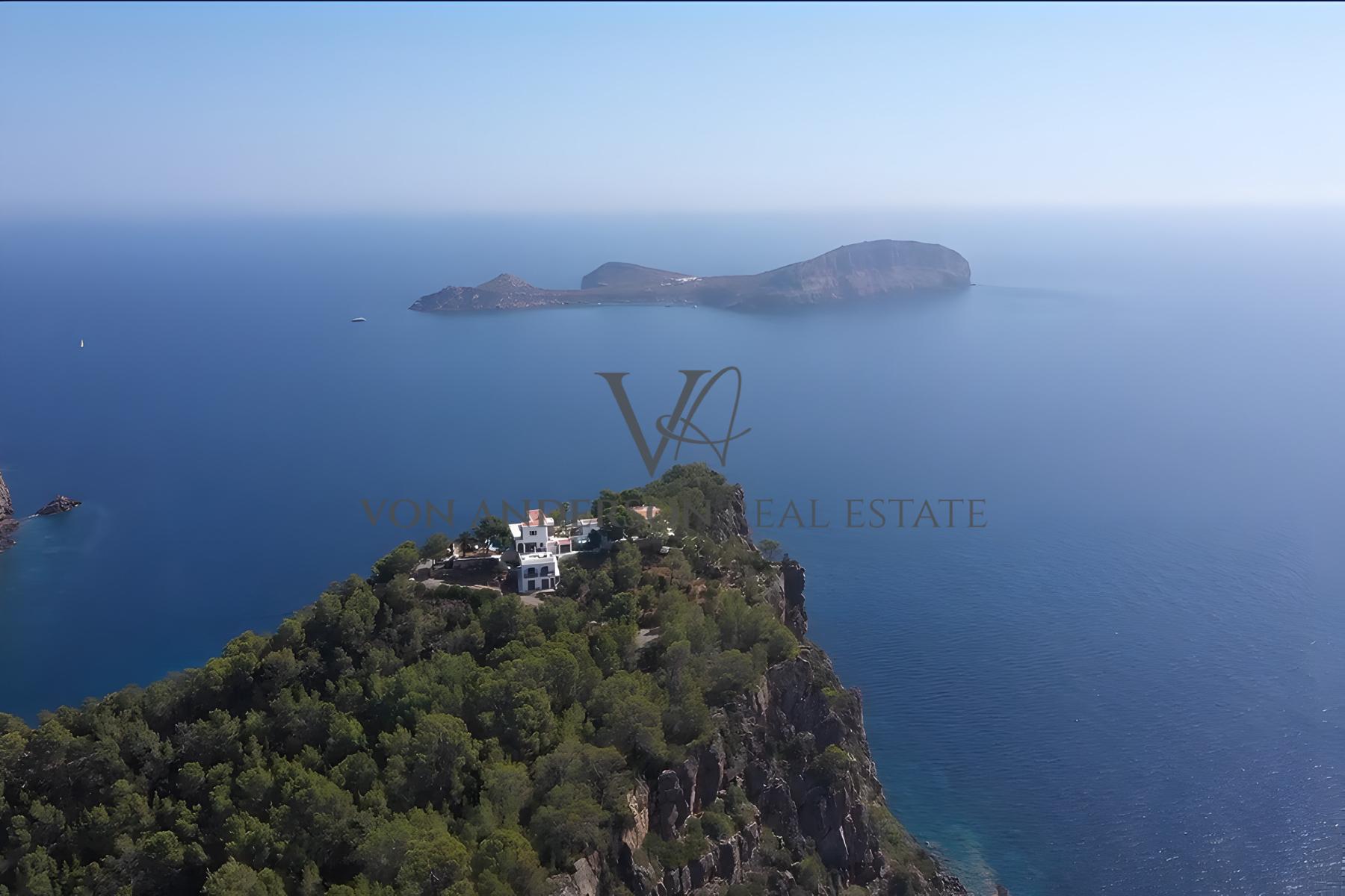 Impressive Hilltop Estate with Tourist License, 360º Panoramic Views and Private Road Access, ref. VA1054, for sale in Ibiza by Von Anderson Real Estate